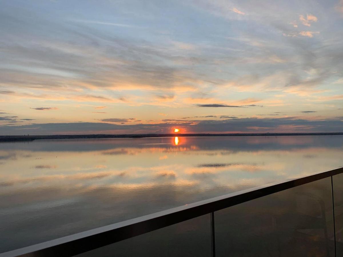 Apartment Sunset Lake View Mamaia Dış mekan fotoğraf